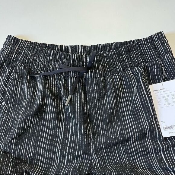 Athleta NWT Arrival Pant 8 - Picture 5 of 13